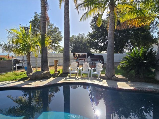 9111 Hidden Farm, Alta Loma, CA 91737