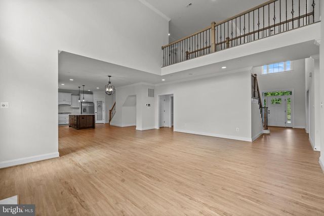 10460 LOFTON HILL RD, La Plata, MD 20646