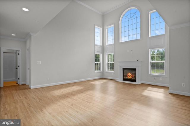 10460 LOFTON HILL RD, La Plata, MD 20646