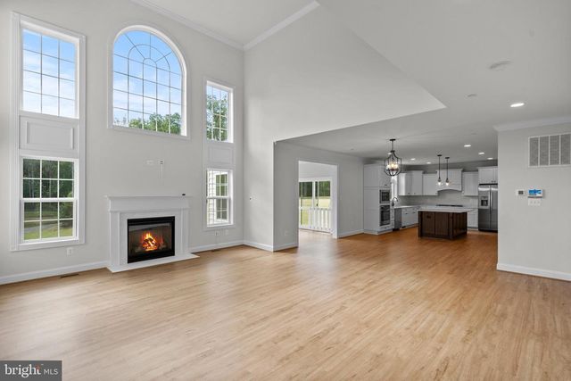 10460 LOFTON HILL RD, La Plata, MD 20646