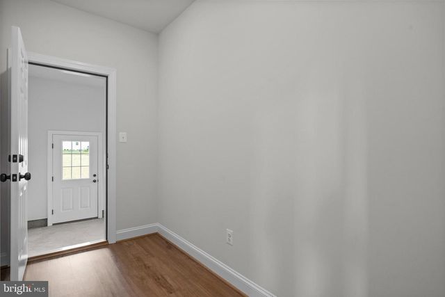 10460 LOFTON HILL RD, La Plata, MD 20646