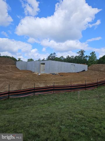 10460 LOFTON HILL RD, La Plata, MD 20646