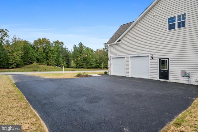 10460 LOFTON HILL RD, La Plata, MD 20646