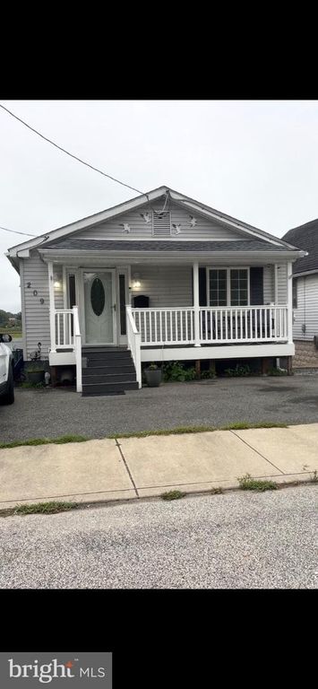 209 EDGEWATER AVE, WESTVILLE, NJ 08093 — exterior