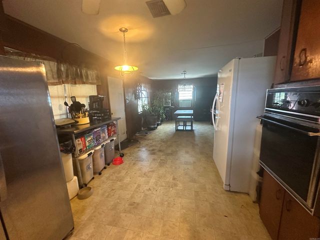 31610 E Hwy 54, Dumas, AR 71639