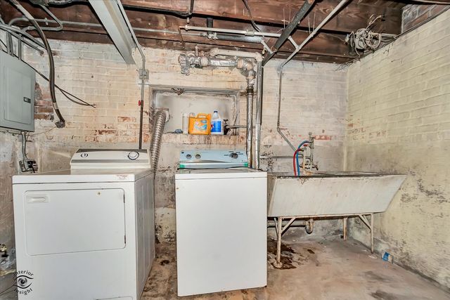 15 W 108th Place, Chicago, IL 60628