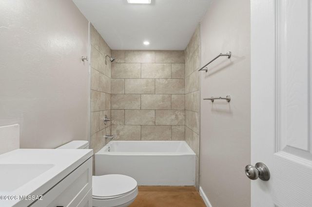 1701 W Calle Acapulco, Tucson, AZ 85713