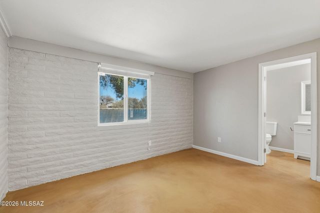 1701 W Calle Acapulco, Tucson, AZ 85713