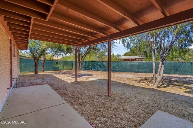 1701 W Calle Acapulco, Tucson, AZ 85713