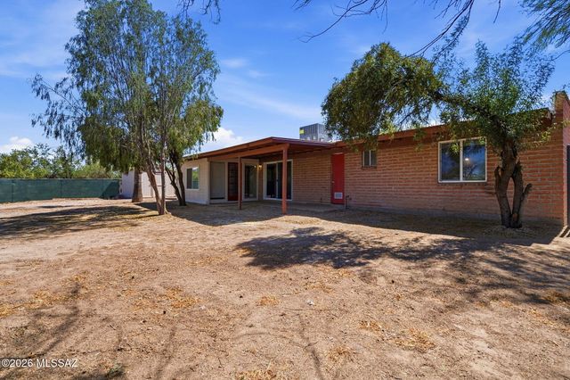 1701 W Calle Acapulco, Tucson, AZ 85713