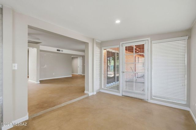 1701 W Calle Acapulco, Tucson, AZ 85713