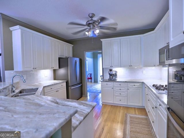 2818 Penncross Drive SW, Marietta, GA 30064