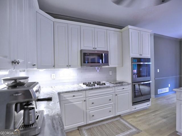 2818 Penncross Drive SW, Marietta, GA 30064