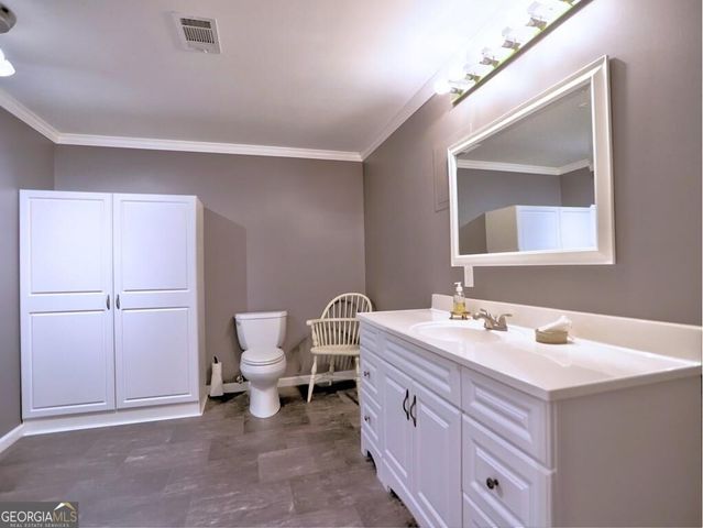 2818 Penncross Drive SW, Marietta, GA 30064
