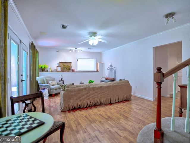 2818 Penncross Drive SW, Marietta, GA 30064