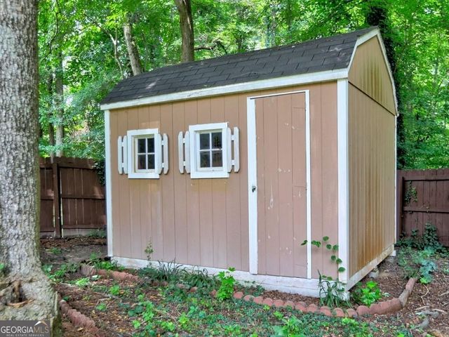 2818 Penncross Drive SW, Marietta, GA 30064