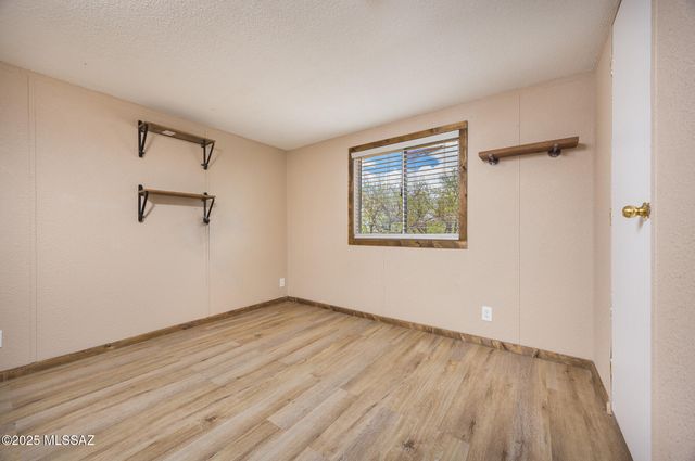 7193 S Pintek Lane, Hereford, AZ 85615