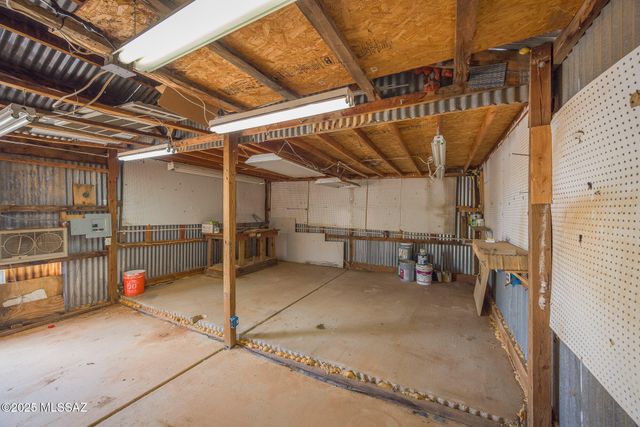 7193 S Pintek Lane, Hereford, AZ 85615