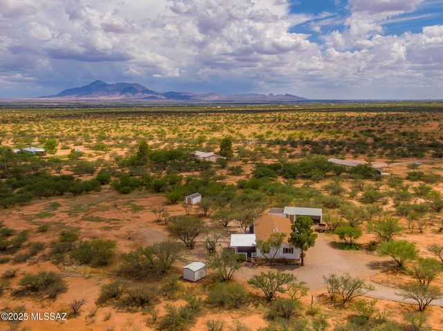 7193 S Pintek Lane, Hereford, AZ 85615