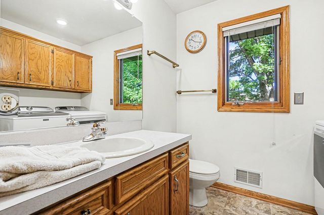8763 Astro Drive, Jenison, MI 49428
