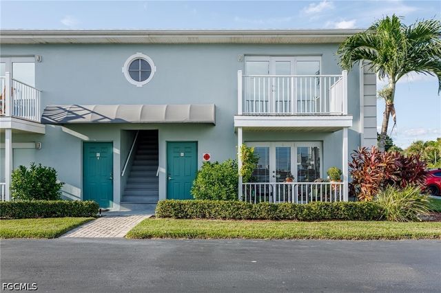 3322 N Key DR 2, North Fort Myers, FL 33903