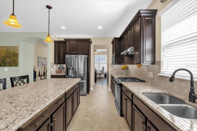 715 ASTURIAS ROAD, Davenport, FL 33837