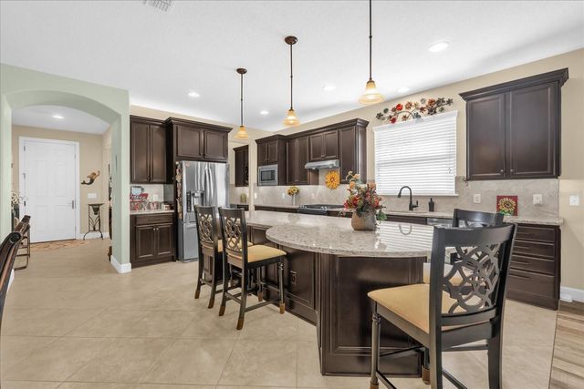 715 ASTURIAS ROAD, Davenport, FL 33837