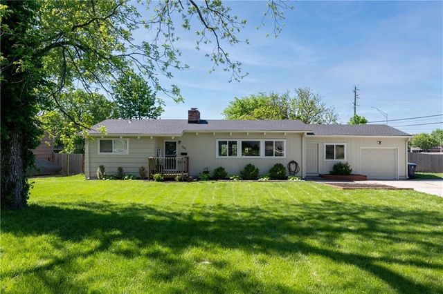 701 E 98th Street, Kansas City, MO 64131