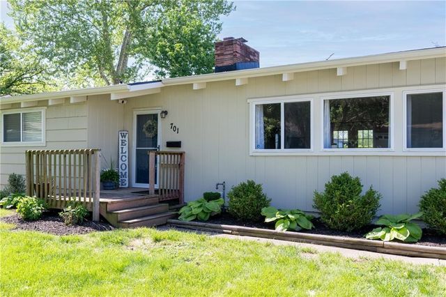 701 E 98th Street, Kansas City, MO 64131