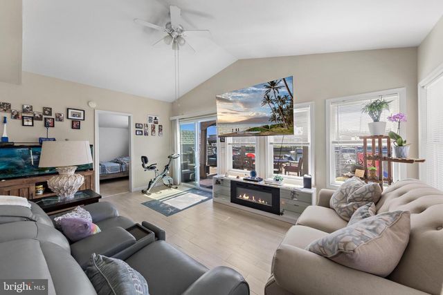 7 S ENSIGN DR, Little Egg Harbor Twp, NJ 08087