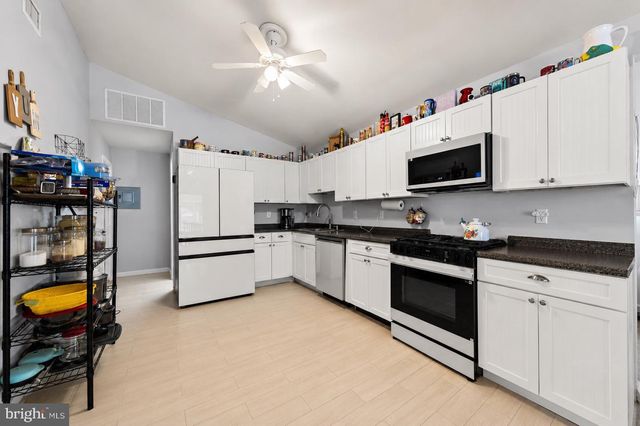 7 S ENSIGN DR, Little Egg Harbor Twp, NJ 08087