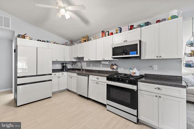 7 S ENSIGN DR, Little Egg Harbor Twp, NJ 08087