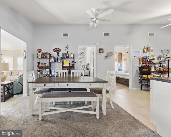 7 S ENSIGN DR, Little Egg Harbor Twp, NJ 08087
