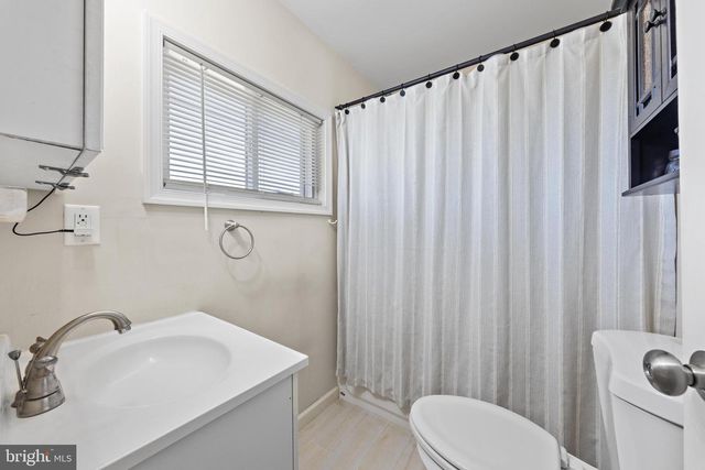 7 S ENSIGN DR, Little Egg Harbor Twp, NJ 08087