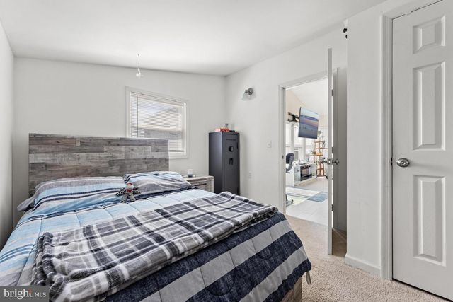 7 S ENSIGN DR, Little Egg Harbor Twp, NJ 08087