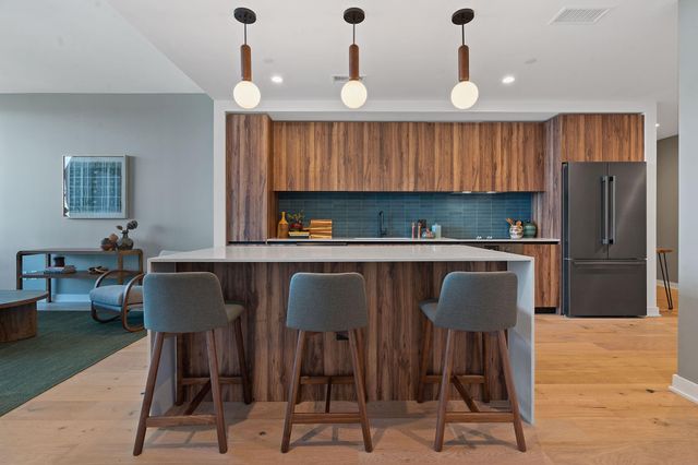 84 East Ave 2105, Austin, TX 78701