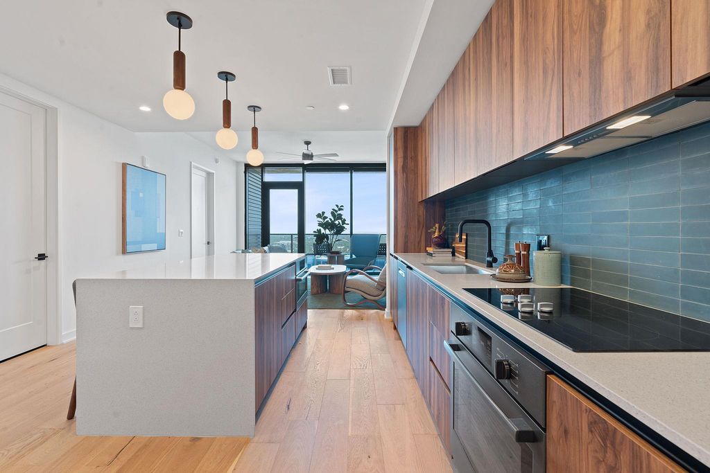 84 East Ave 2105, Austin, TX 78701