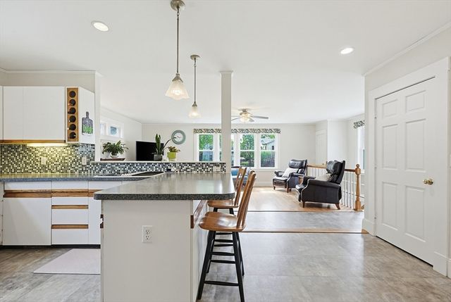24 Riverside Pl, Walpole, MA 02081