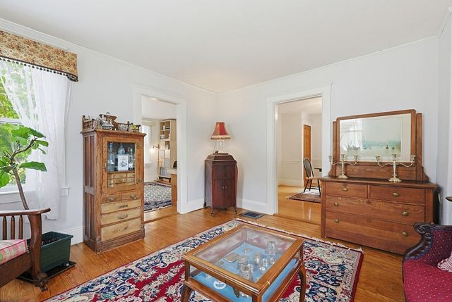 24 Riverside Pl, Walpole, MA 02081
