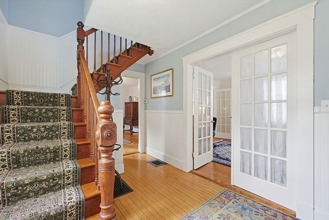 24 Riverside Pl, Walpole, MA 02081