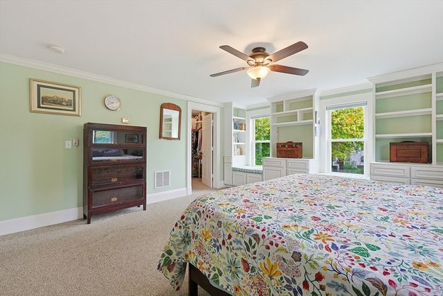 24 Riverside Pl, Walpole, MA 02081