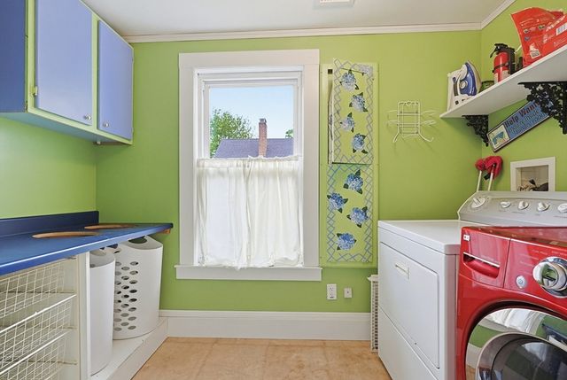 24 Riverside Pl, Walpole, MA 02081