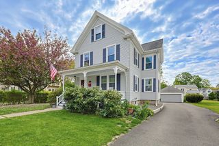 24 Riverside Pl, Walpole, MA 02081