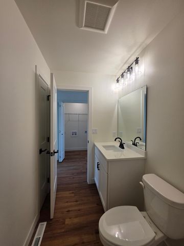 3734 33rd Street S, Moorhead, MN 56560