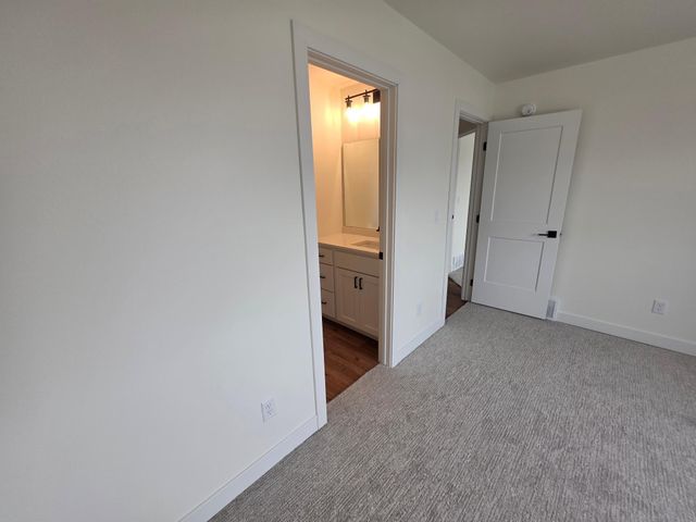 3734 33rd Street S, Moorhead, MN 56560