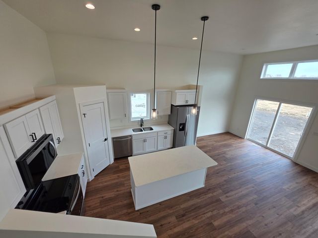 3734 33rd Street S, Moorhead, MN 56560