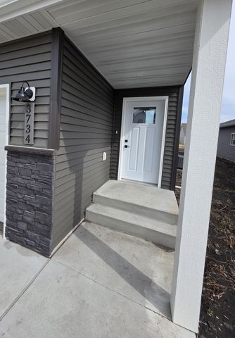 3734 33rd Street S, Moorhead, MN 56560