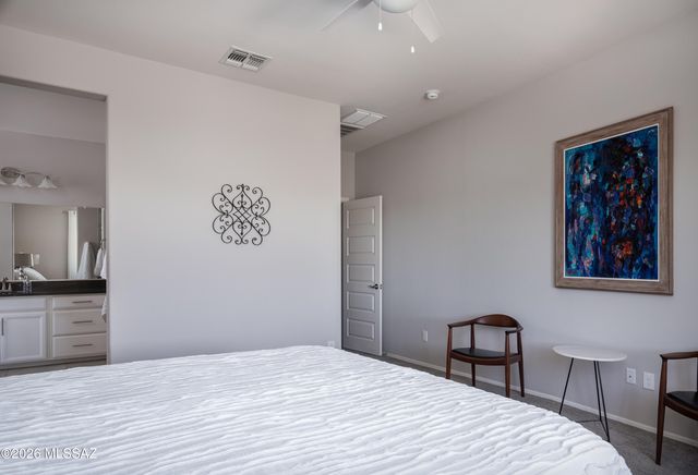 11085 N Hydrus Avenue, Oro Valley, AZ 85742