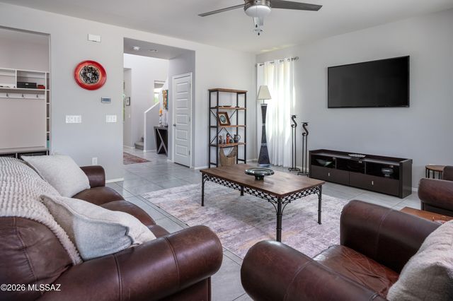 11085 N Hydrus Avenue, Oro Valley, AZ 85742