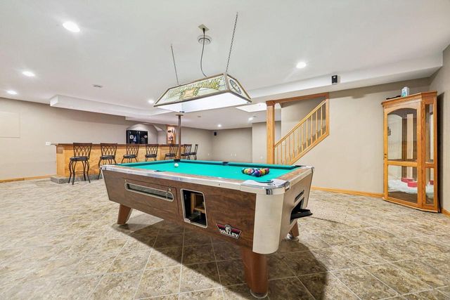 238 E Redding CIRCLE, Belgium, WI 53004